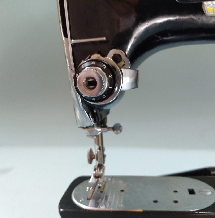 How Much Does A Singer Sewing Machine Weigh at Judy Oliver blog